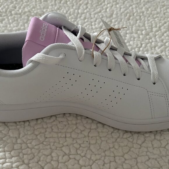 Adidas Advantage Shoes - NWT! - Picture 3 of 7